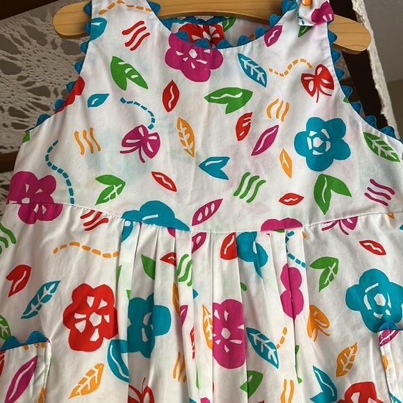 Fun cotton jumpsuit sleeveless floral pockets -4T-made in USA - Picture 3 of 5